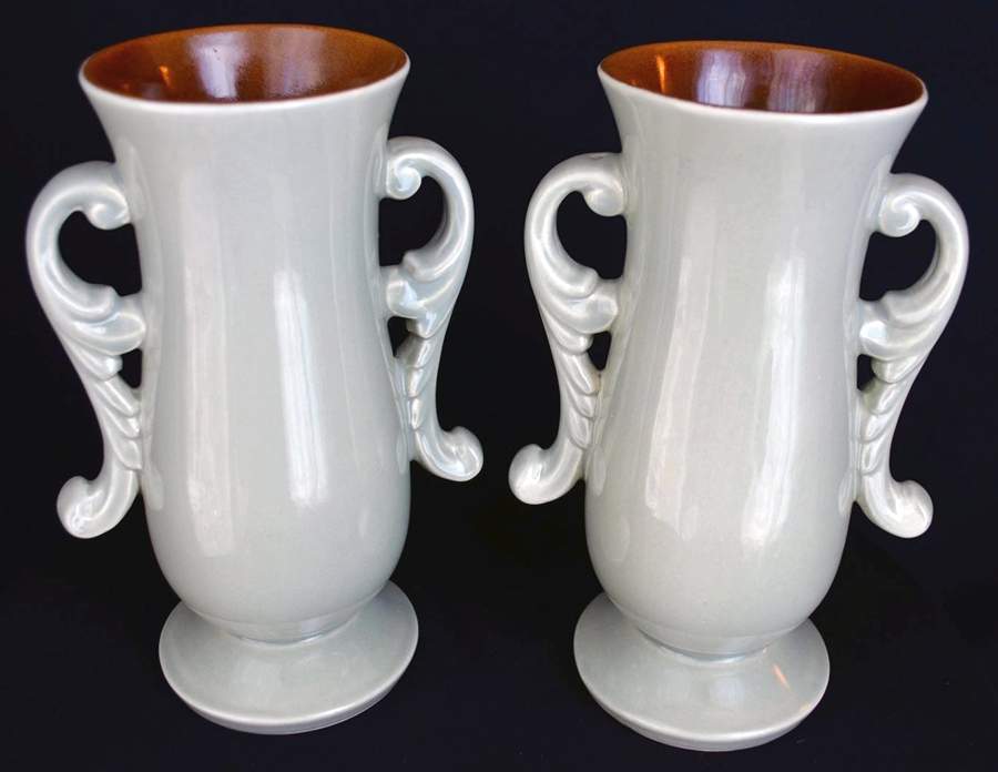 Art Pottery 7" Handled Vase by Red Wing-1