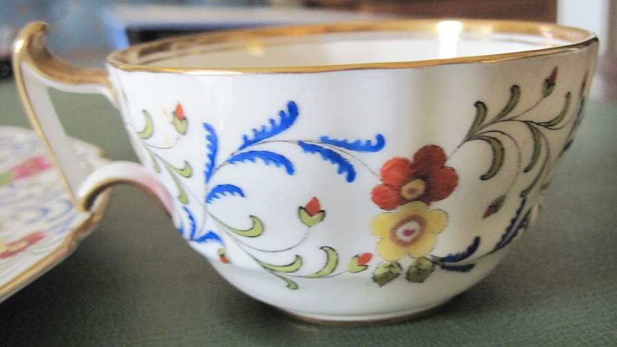 E8468 Flat Cup by Royal Doulton-1