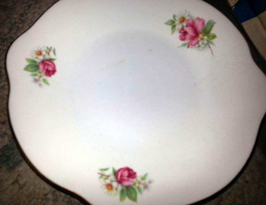 RTA54 Cake Plate by Royal Tara-1