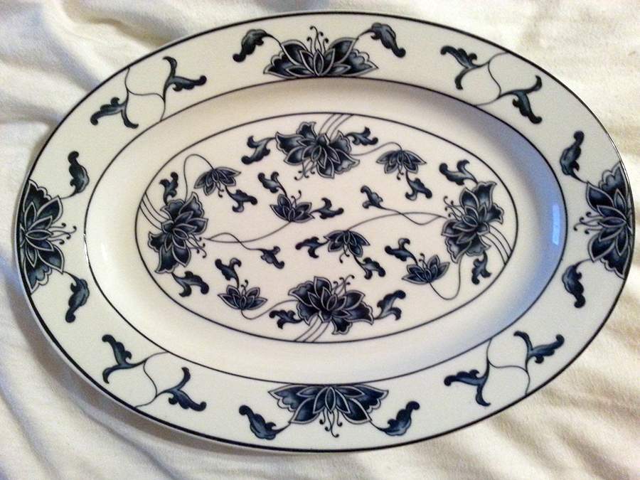 RLT6 10" Oval Serving Platter by Royal Tatung-1