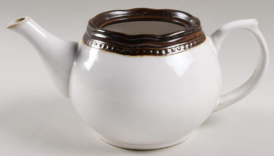 Cortona Metallic Teapot No Lid by Roscher & Co-1