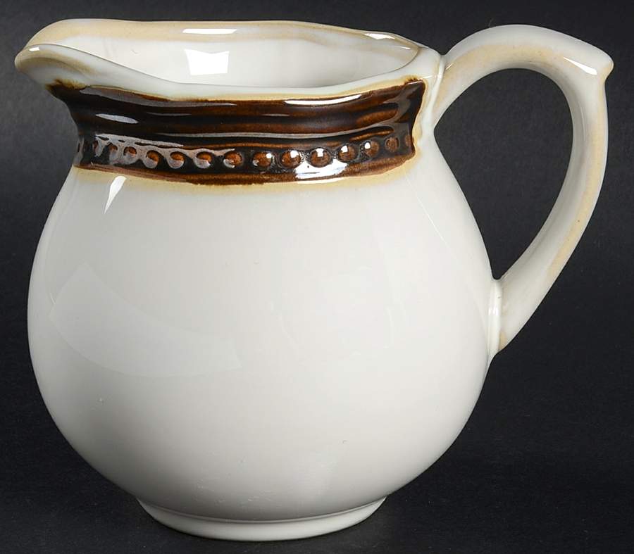 Cortona Metallic Creamer by Roscher & Co-1