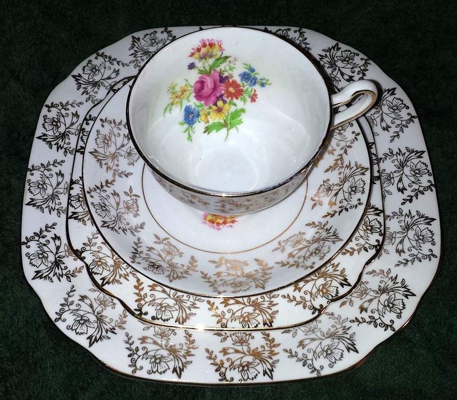 3155 Salad Plate by Rosina-Queens-1
