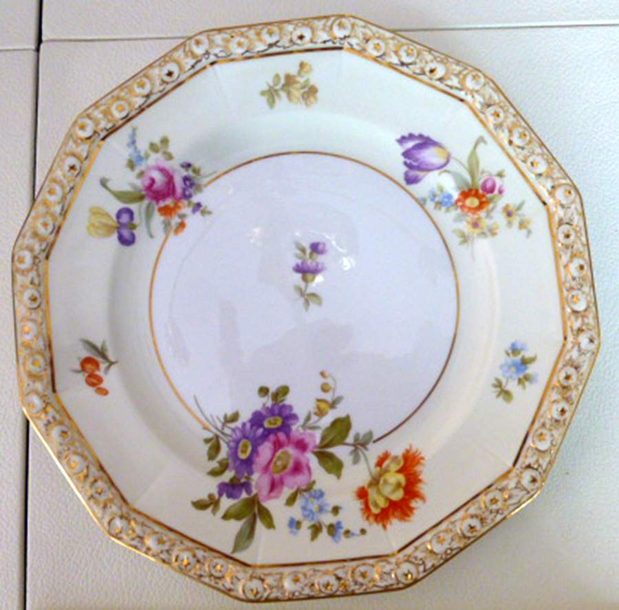 R2775 Dinner Plate by Rosenthal - Continental-1