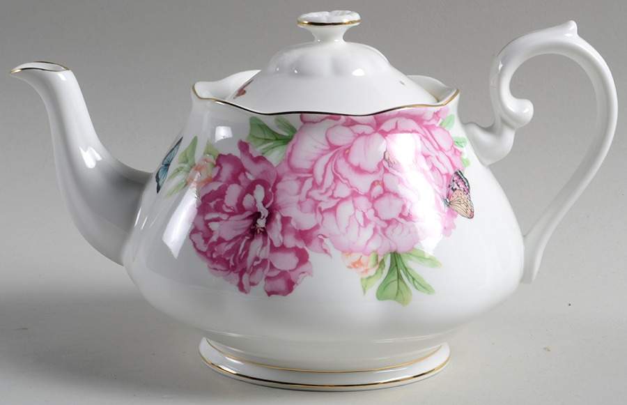 Friendship Teapot & Lid by Royal Albert-1