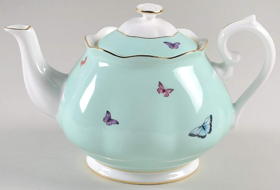Friendship Teapot & Lid by Royal Albert-1