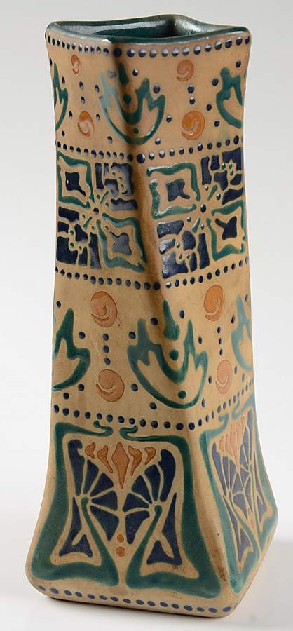 Fujiyama (Rozane) 9" Vase by Roseville-1