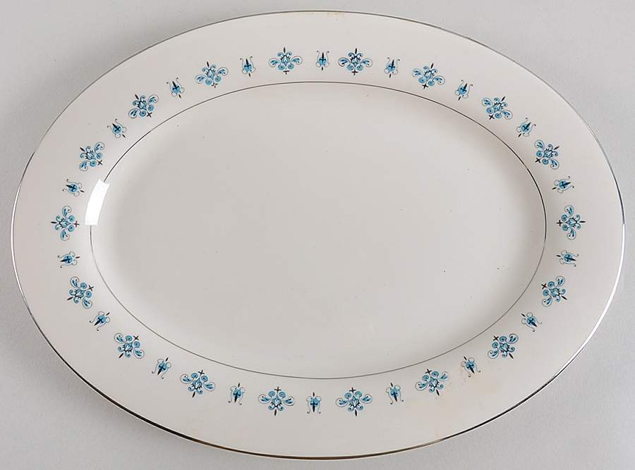 Allure 14" Oval Serving Platter by Royal Castle-1