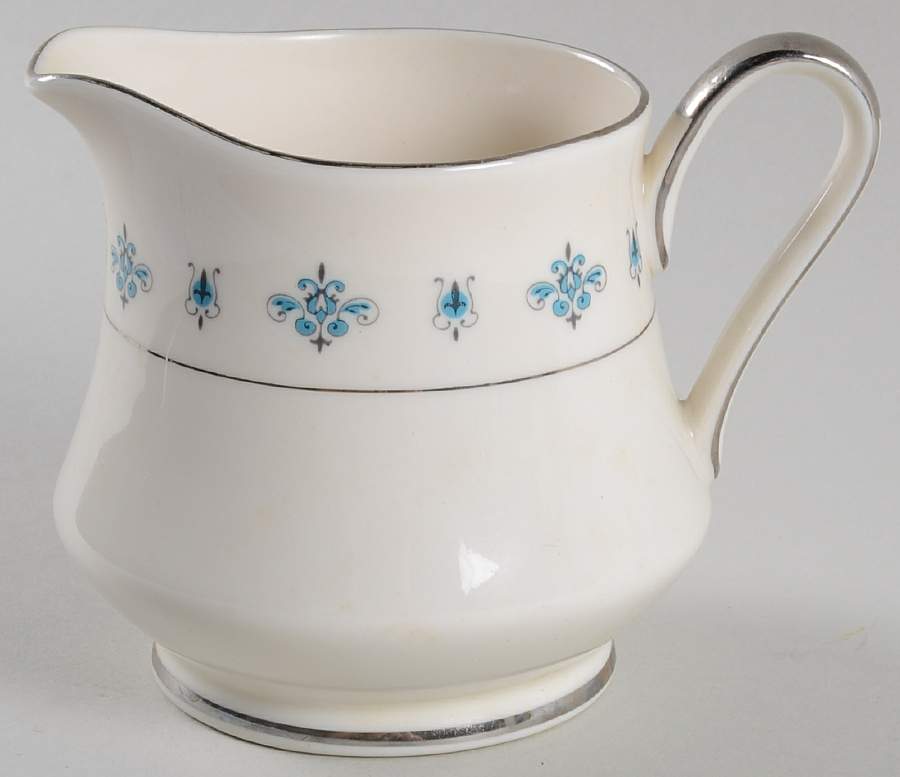 Allure Creamer by Royal Castle-1