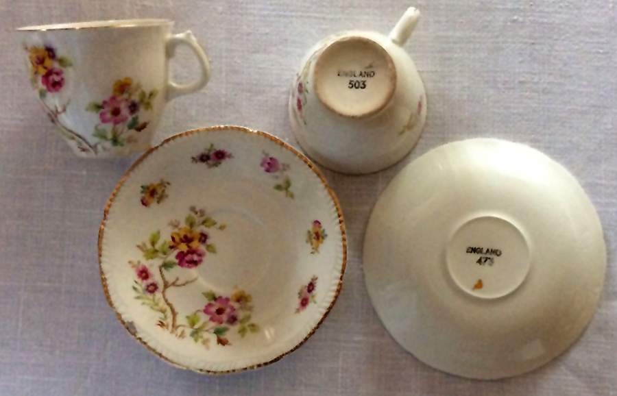 RSN25 Flat Demitasse Cup & Saucer Set by Royal Swan-1