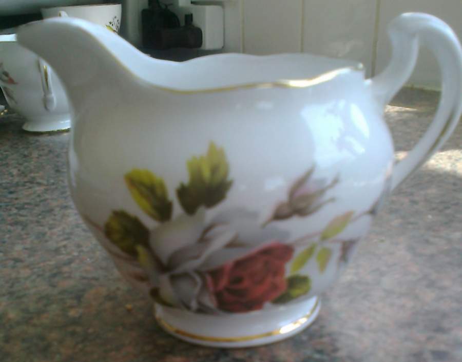 8220 Creamer by Royal Vale-1