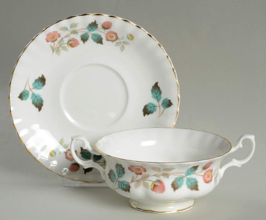RIC10 Footed Cream Soup Bowl & Saucer Set by Richmond (England)-1