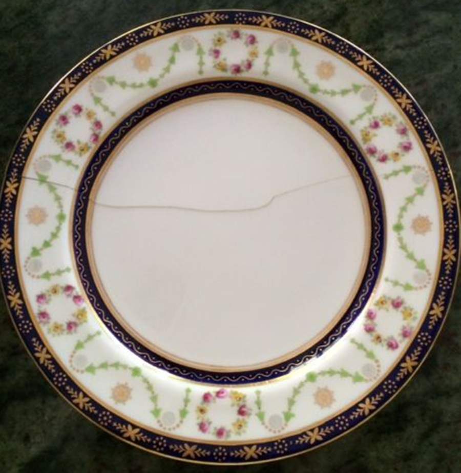 Z880 Luncheon Plate by Royal Cauldon-1