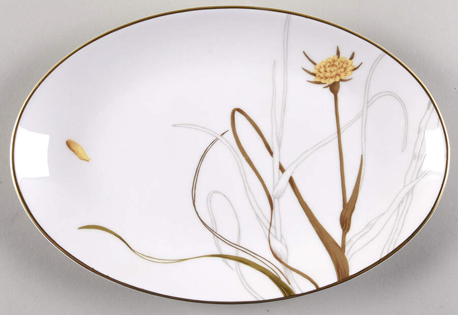 Flora 10" Oval Serving Platter by Royal Copenhagen-1