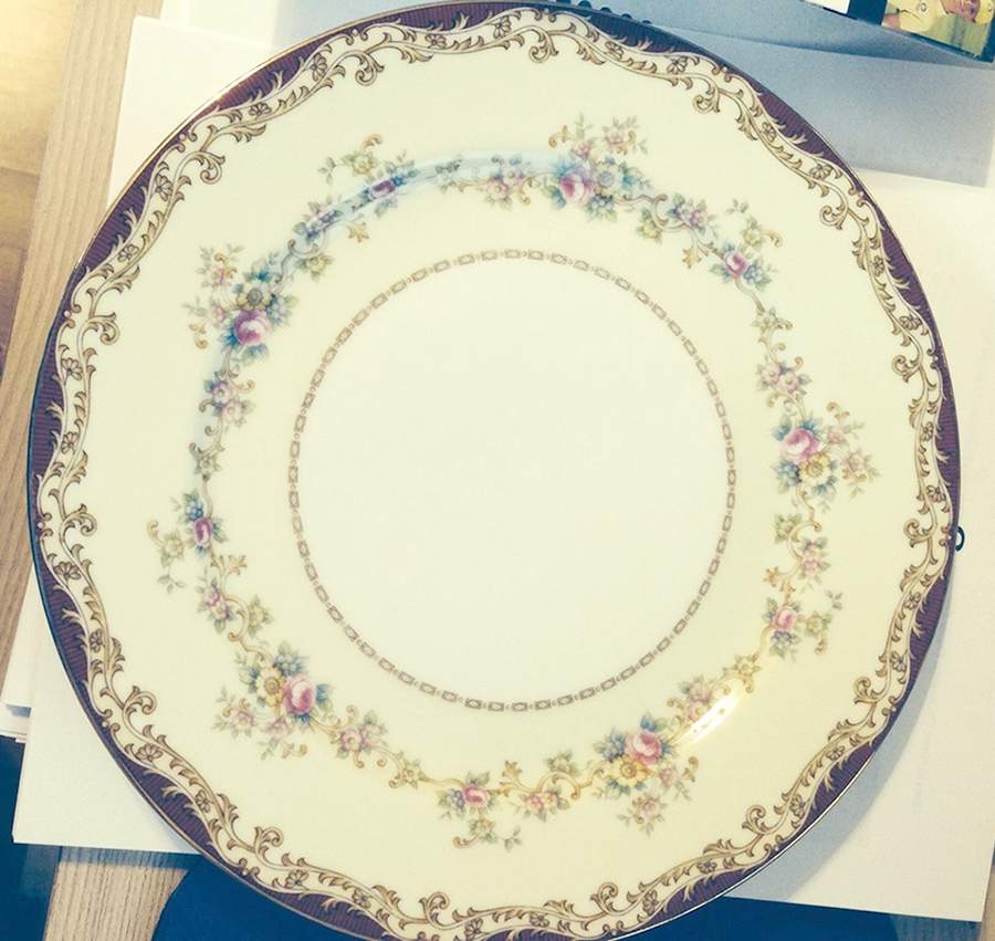 Cheyenne Dinner Plate by Royal Embassy-1