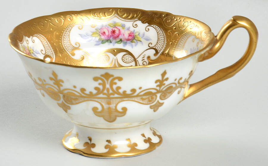 N827 Footed Cup by Royal Cauldon-1
