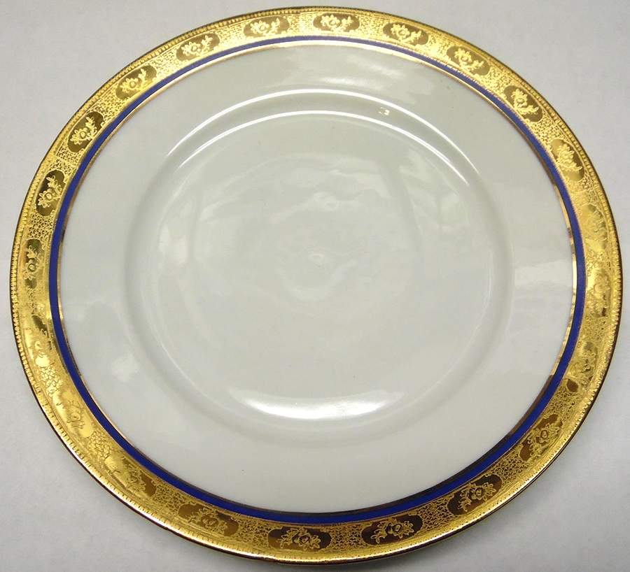 RR4 Dinner Plate by Royal R (Bavaria)-1