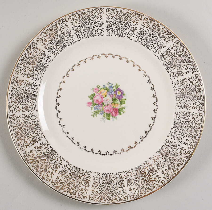 RYL386 Dinner Plate by Royal (USA)-1
