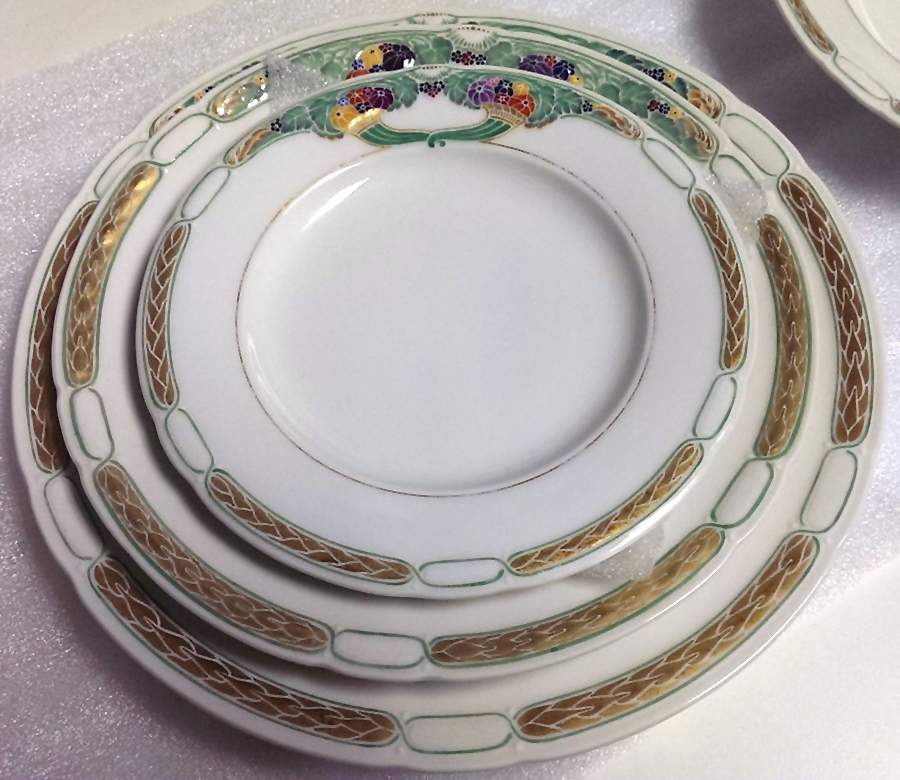 16-20 Dinner Plate by Royal Berlin-1