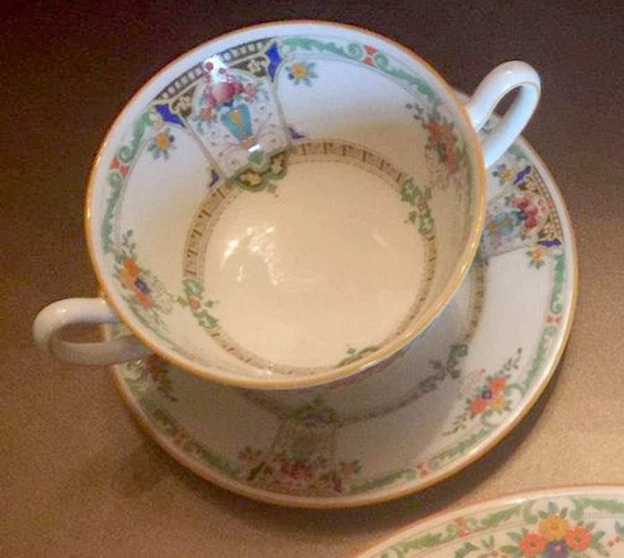 V231 Flat Bouillon Cup & Saucer by Royal Doulton-1