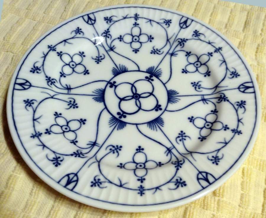 Indisch Blau (Indian Blue) Salad Plate by Royal Tettau-1