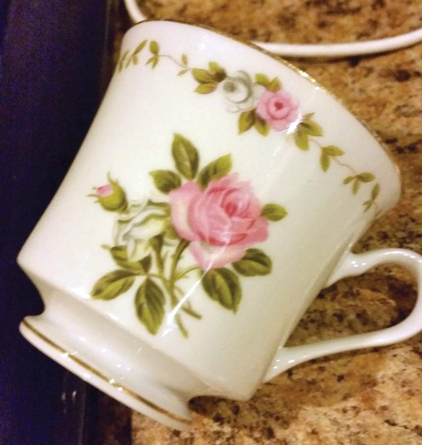 R104 Footed Cup by Rose (Japan)-1