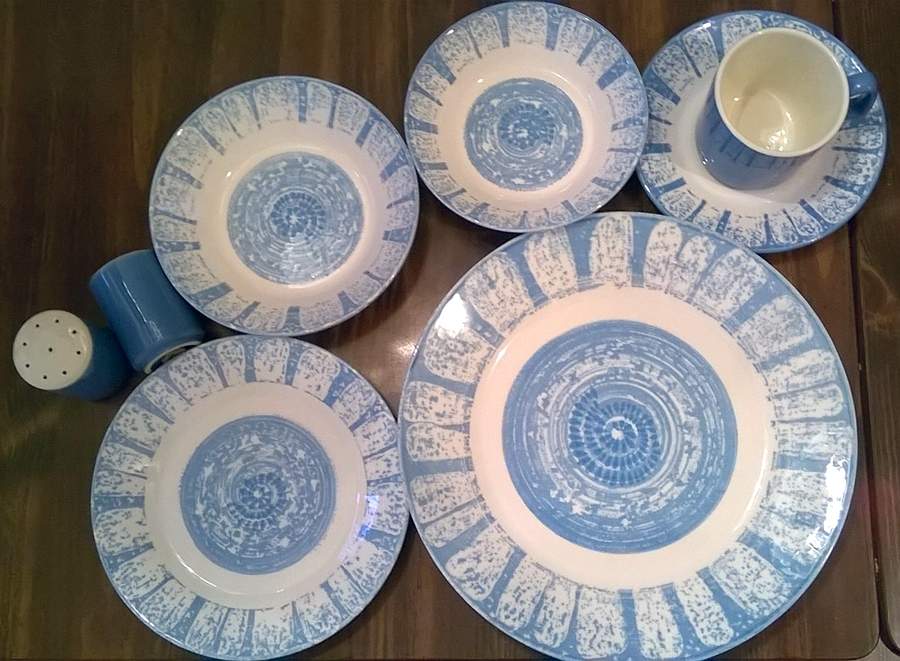 Acapulco Dinner Plate by Royal (USA)-1