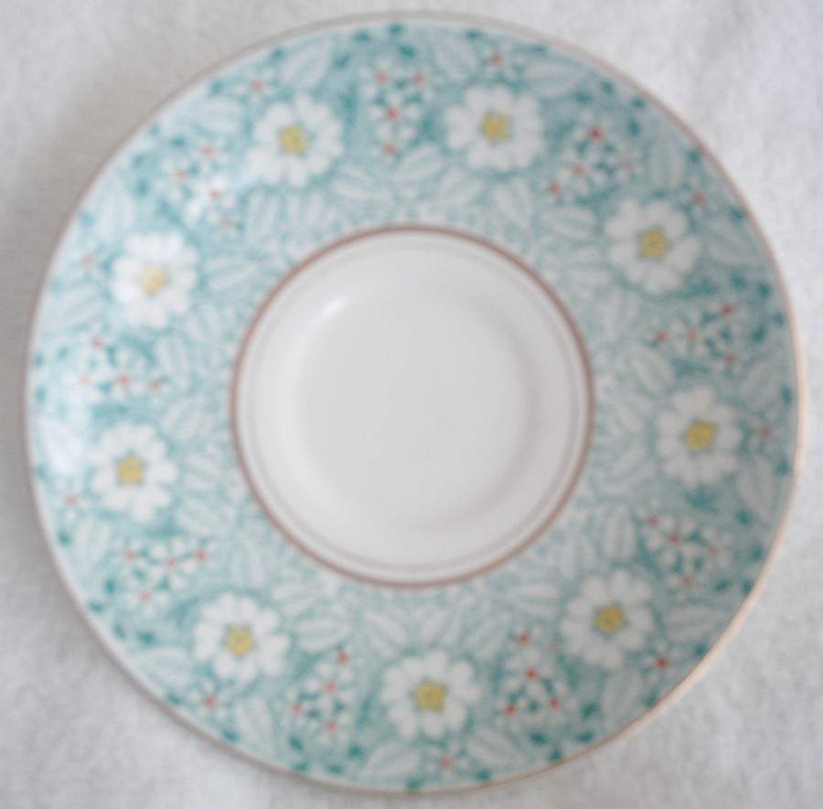 RIA104 Saucer by Rosina-Queens-1