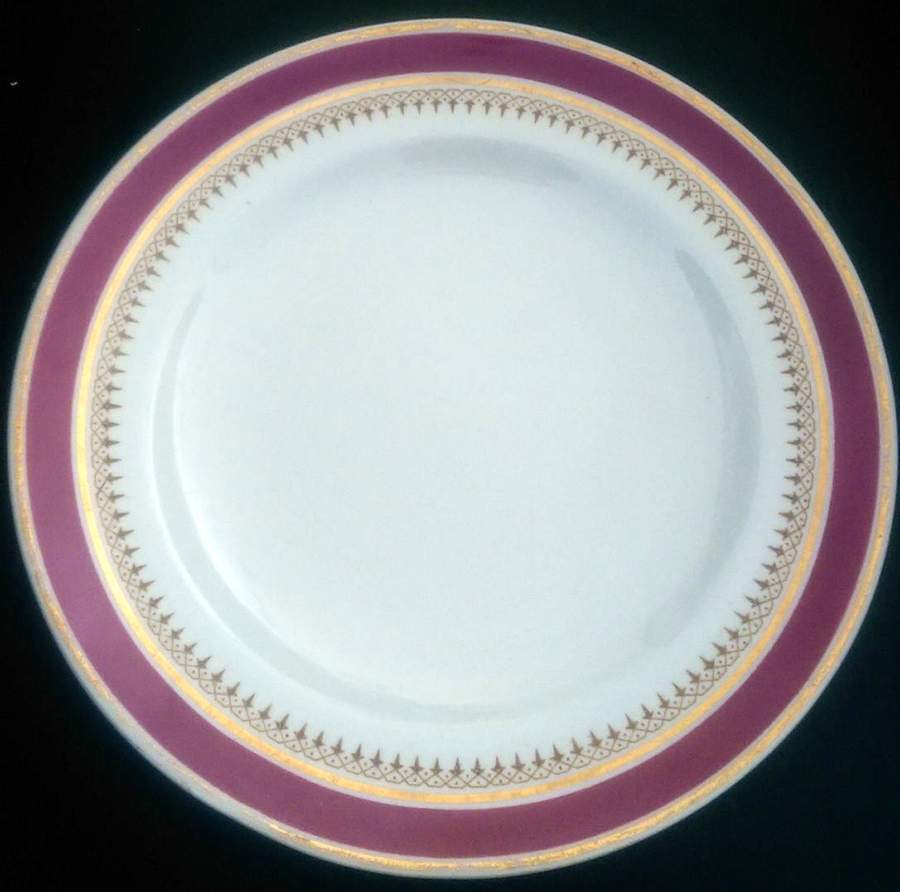 9018 Luncheon Plate by Royal Worcester-1