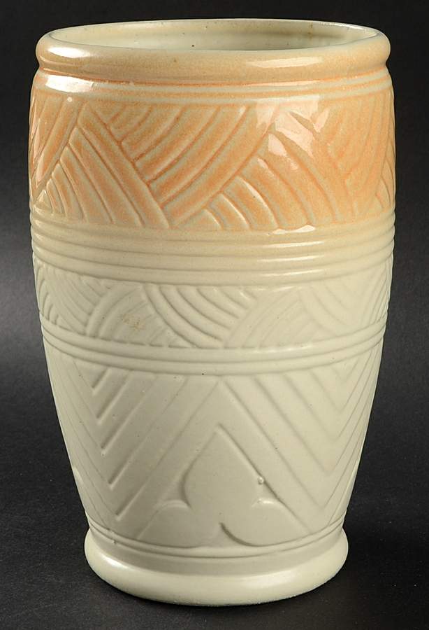 101 7" Vase by Robinson - Ransbottom-1