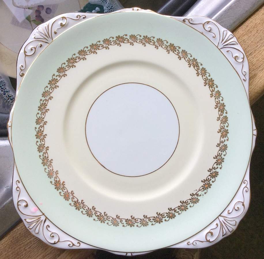 RGR158 Square Handled Cake Plate by Royal Grafton-1