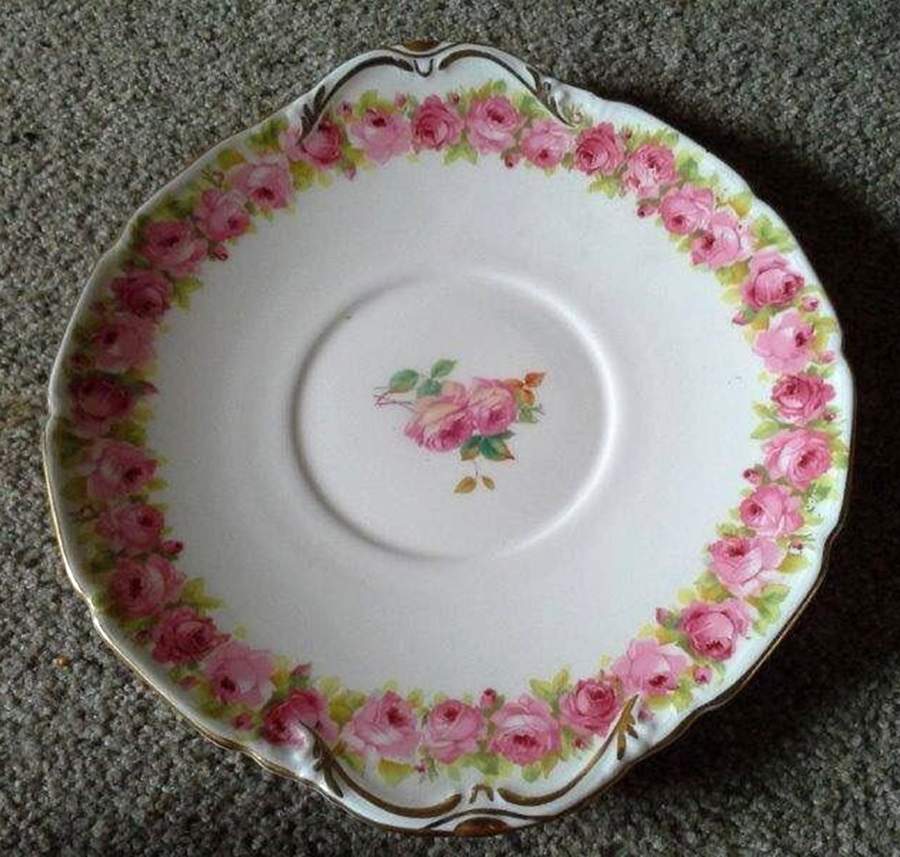 EC882 Handled Cake Plate by Royal Doulton-1