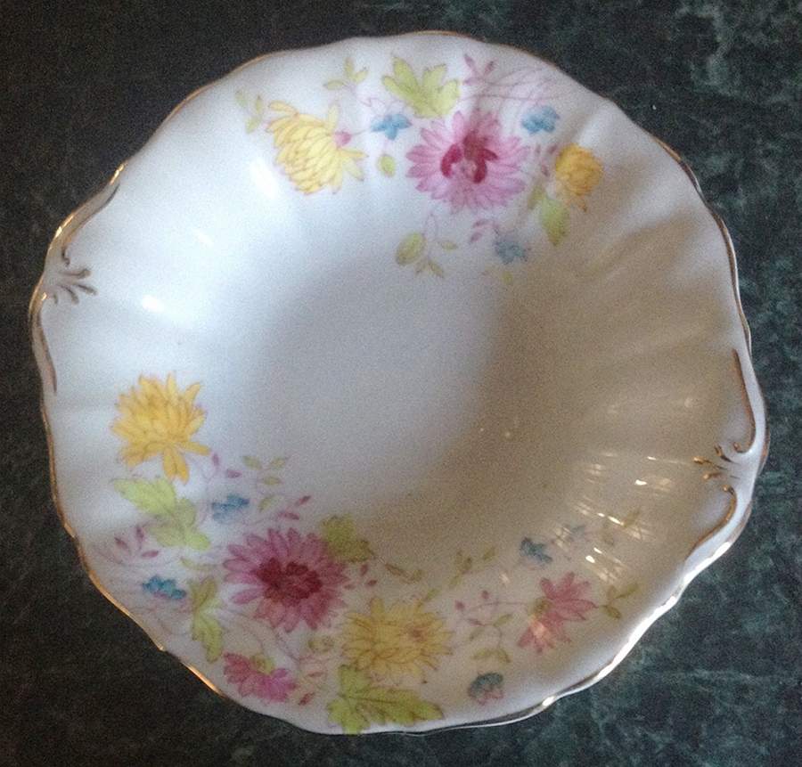 Yolande Lugged Fruit/Dessert (Sauce) Bowl by Roslyn (England)-1