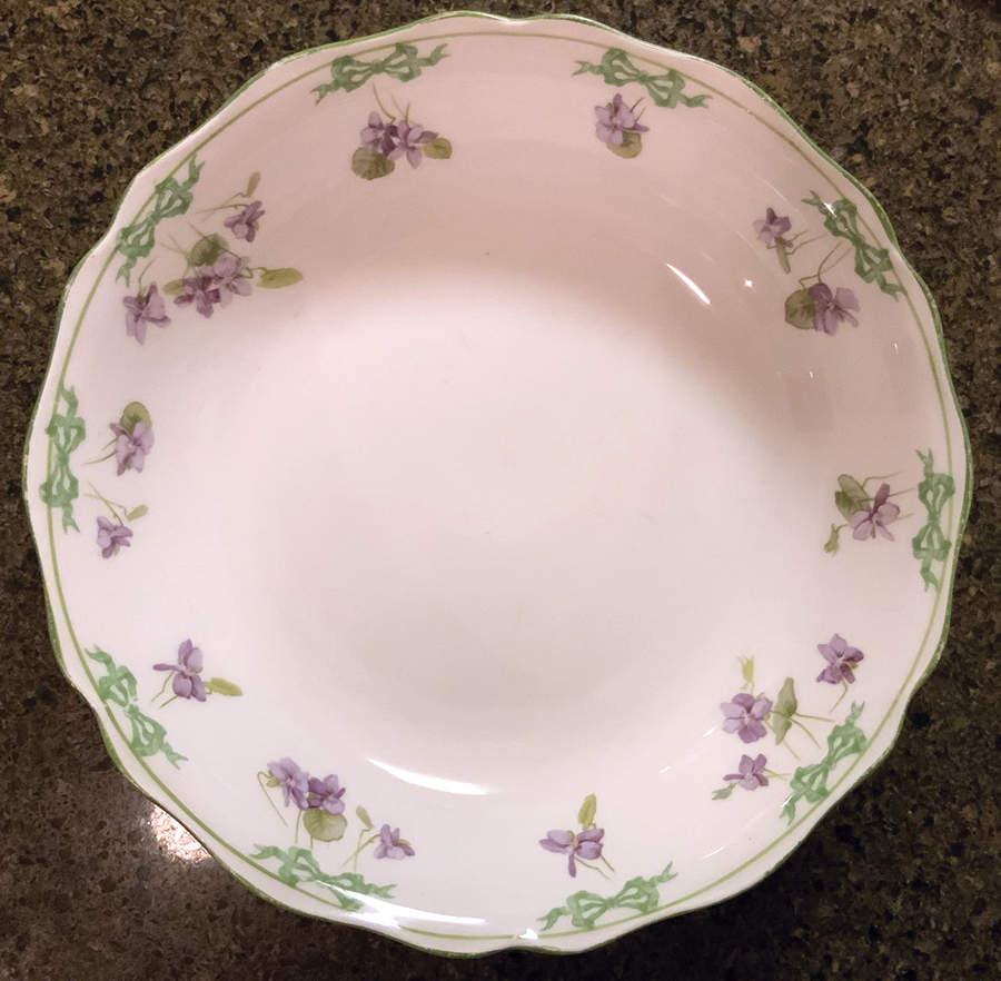 E4581 9" Round Vegetable Bowl by Royal Doulton-1