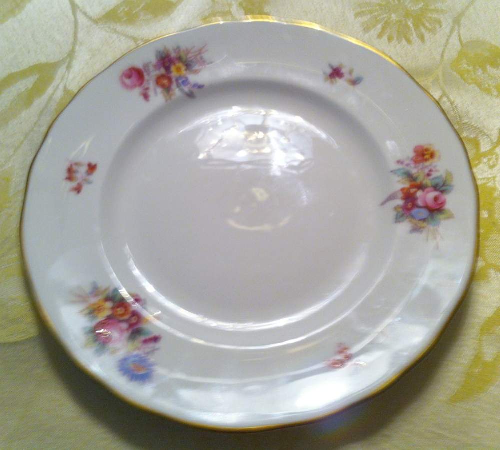 RW326 Dinner Plate by Royal Worcester-1