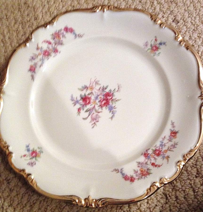 R2354 Dinner Plate by Rosenthal - Continental-1