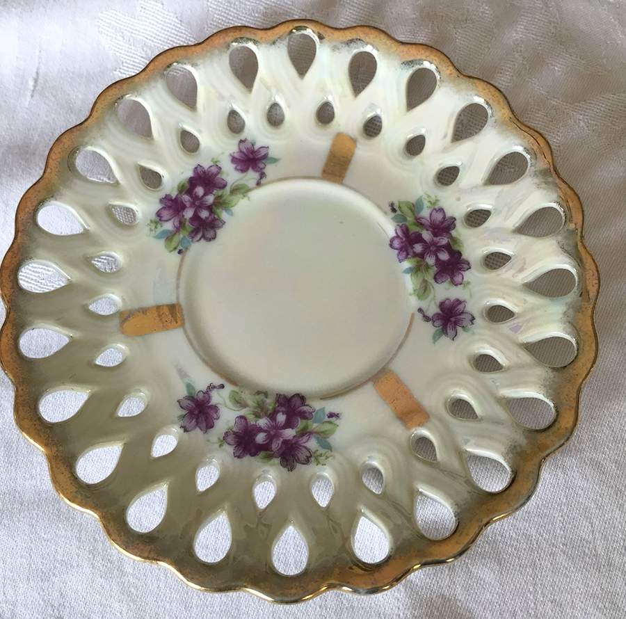 RSY48 Saucer by Royal Sealy-1
