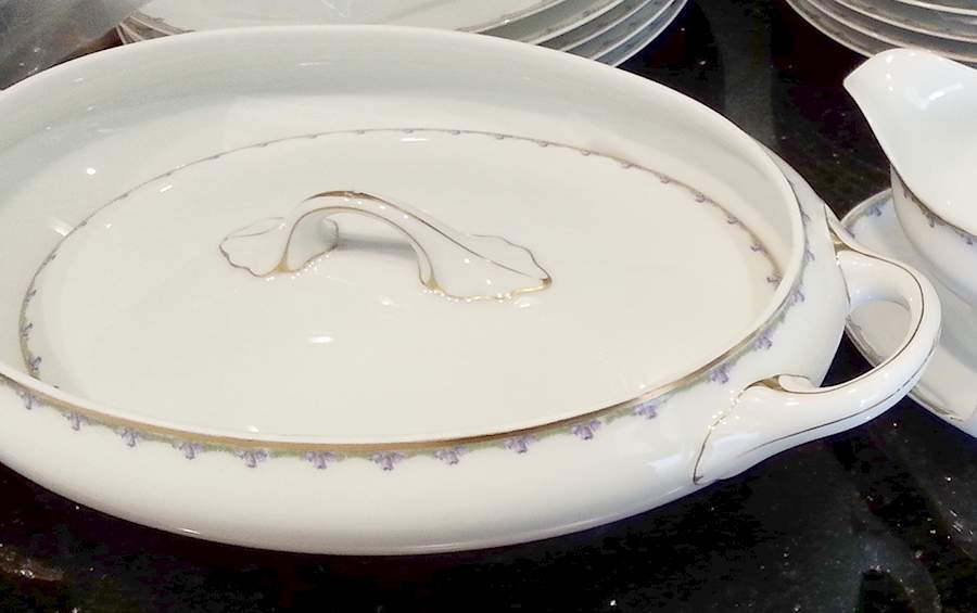 R3036 Oval Covered Vegetable by Rosenthal - Continental-1