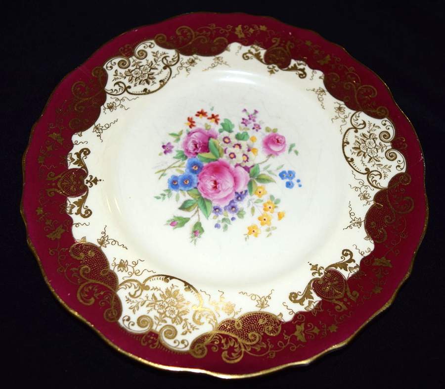 V9708 Salad Plate by Royal Cauldon-1