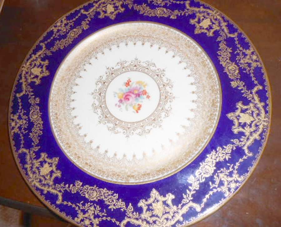 2136 Dinner Plate by Royal Cauldon-1