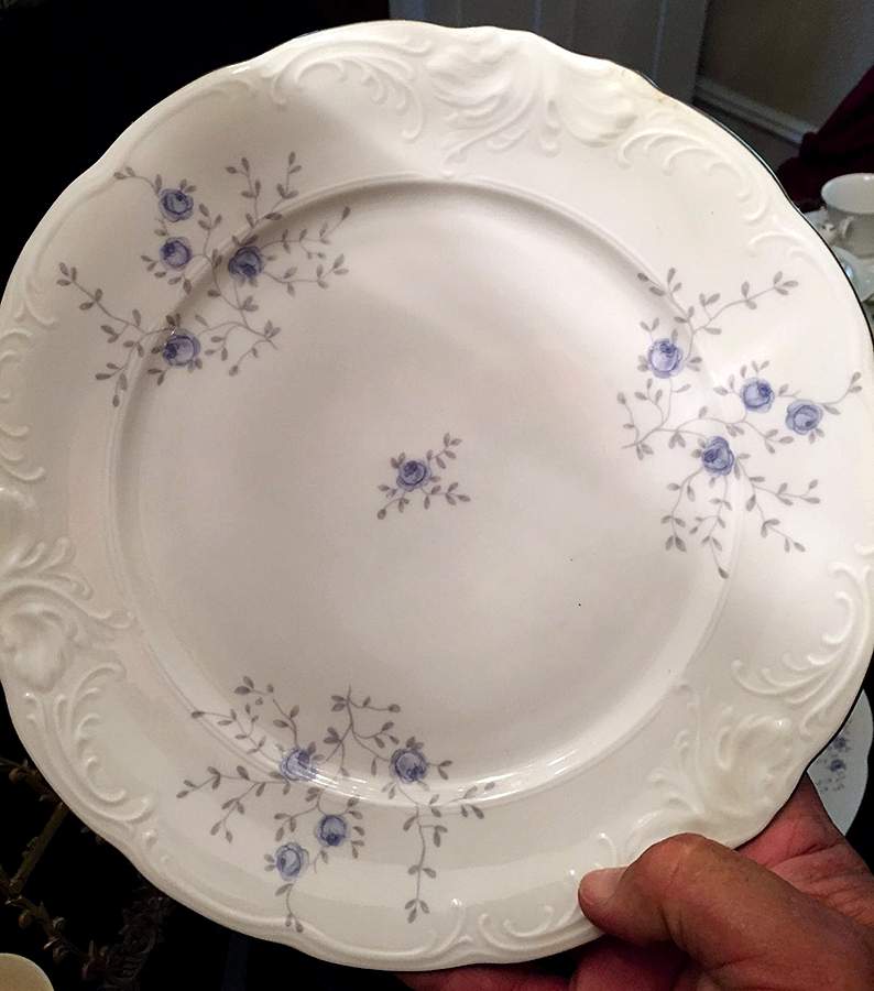 RKT26 Dinner Plate by Royal Kent (Poland)-1