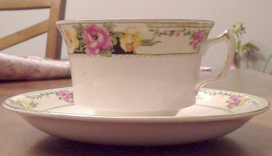 9788 Footed Cup & Saucer Set by Royal Winton-1