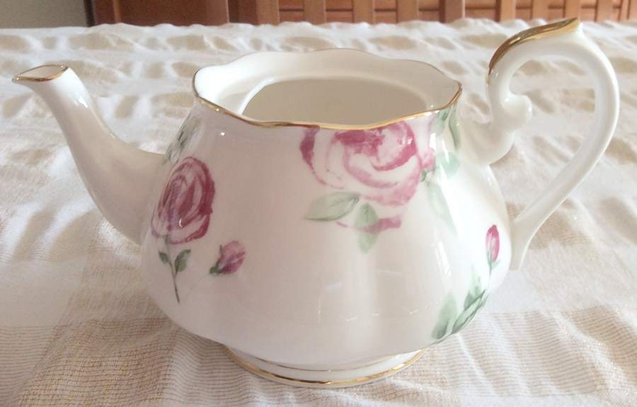 Rose Clouds Teapot No Lid by Royal Albert-1