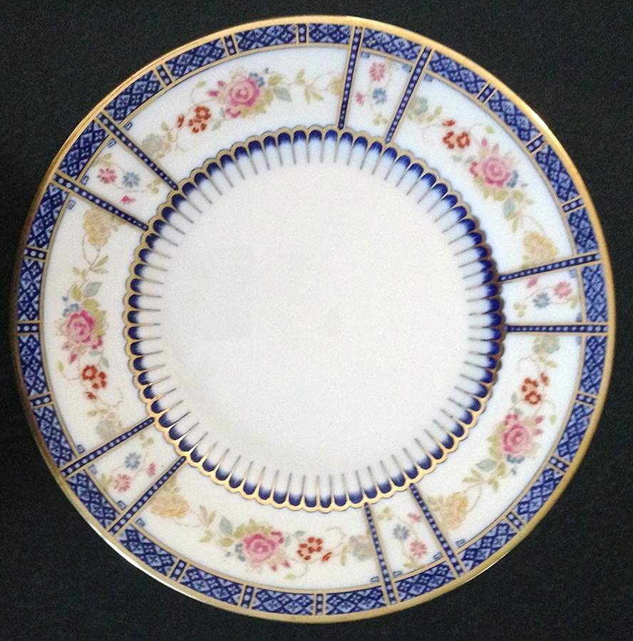 RD383 Salad Plate by Royal Doulton-1