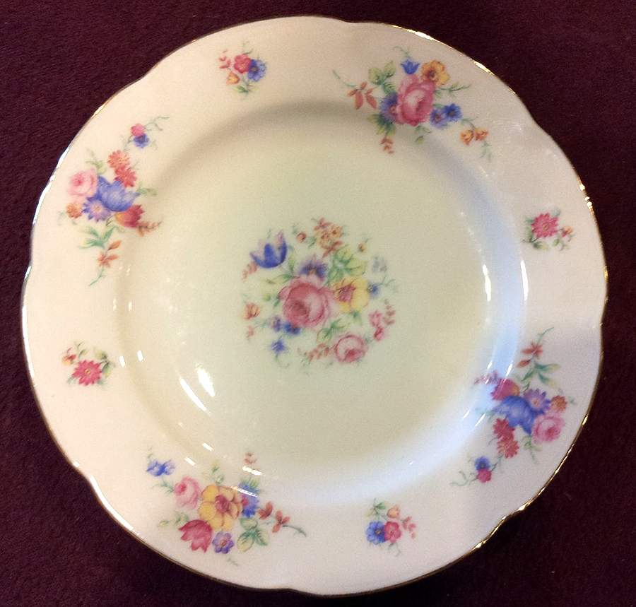 ROB492 Dinner Plate by Royal Bayreuth-1