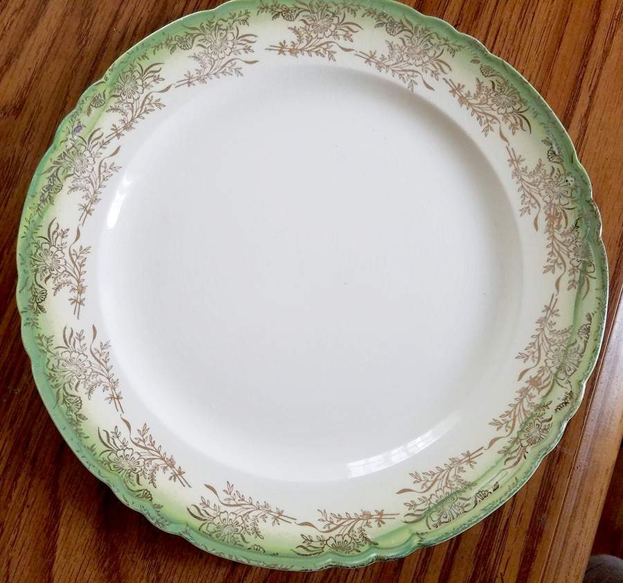 1005 Dinner Plate by Royal (USA)-1
