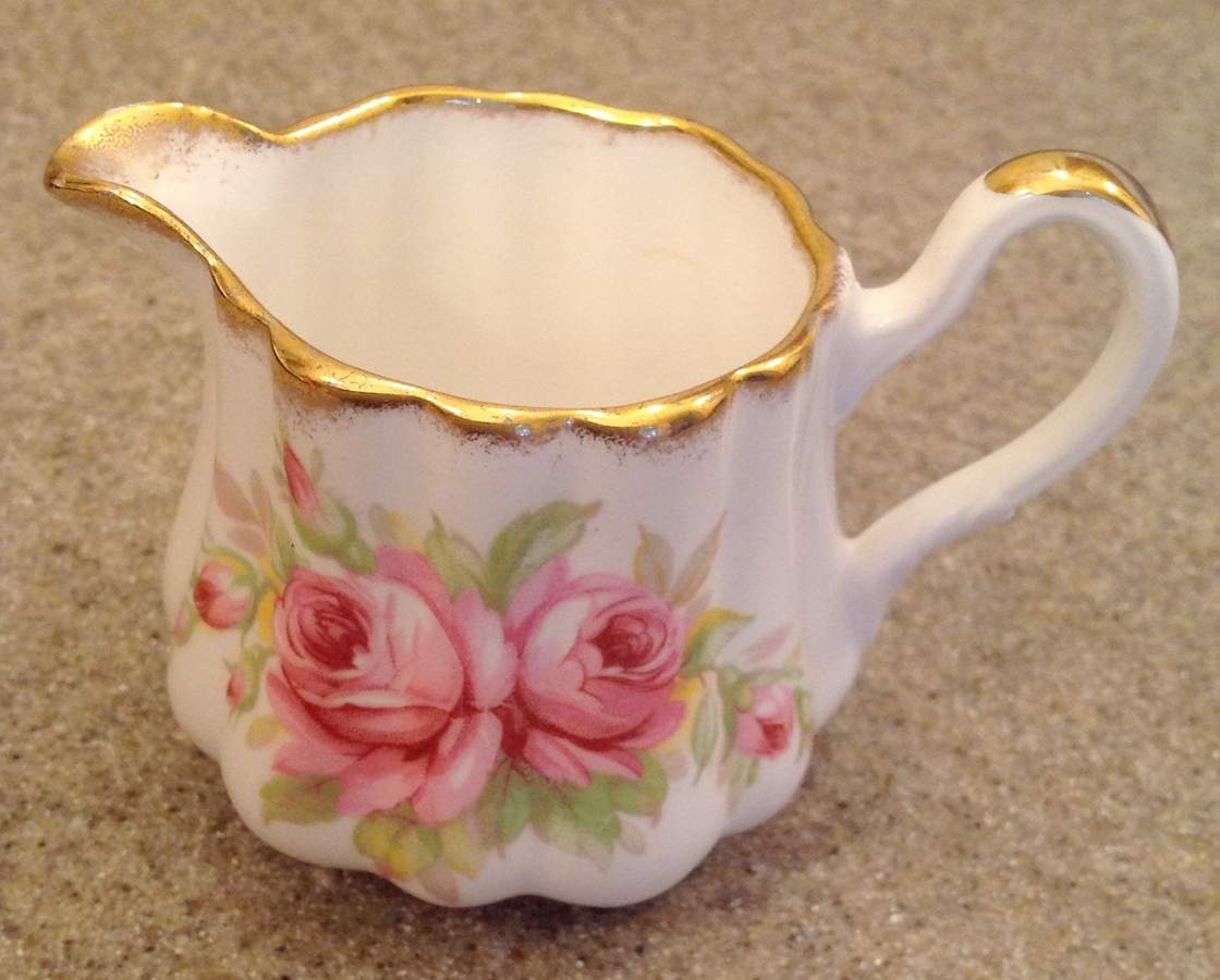 612 Creamer by Royal Castle-1