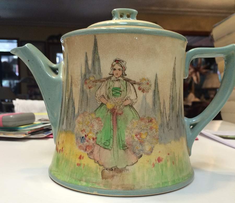 Dutch Flower Girls Teapot & Lid by Royal Doulton-1