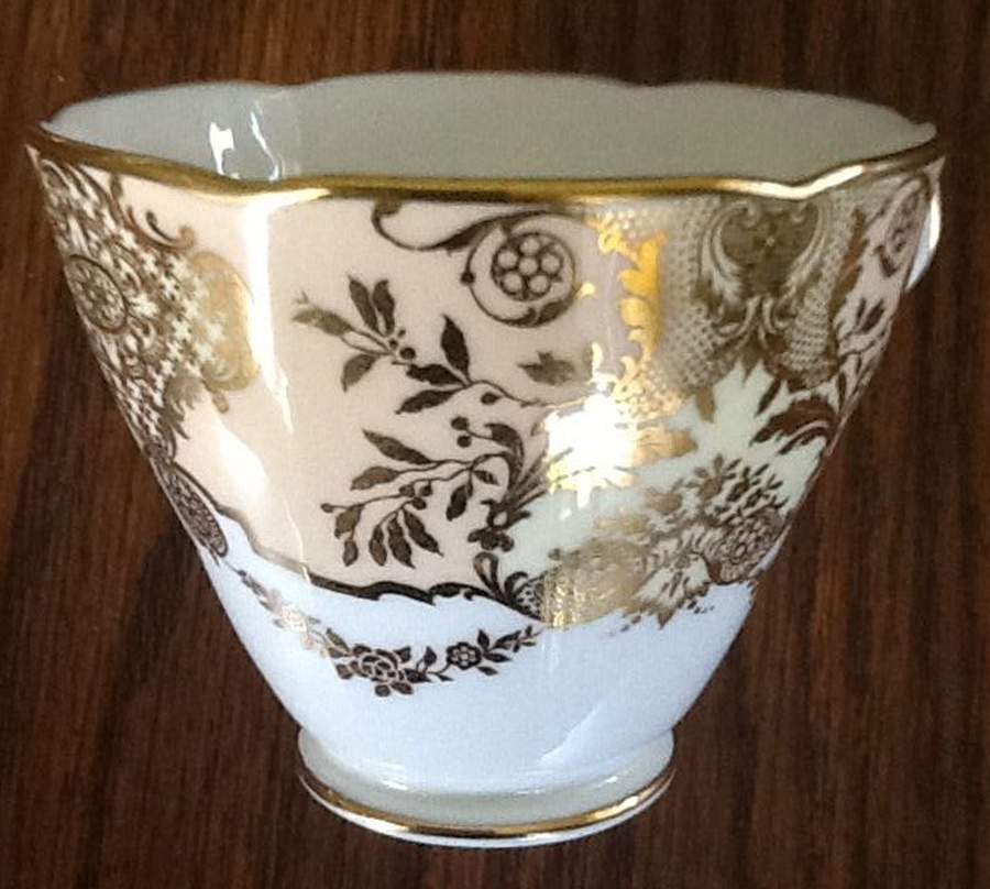 T3192 Footed Cup by Royal Cauldon-1