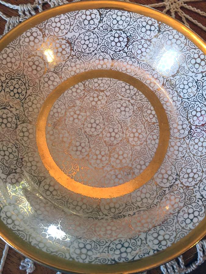 RYB38 Dinner Plate by Royal L B-1